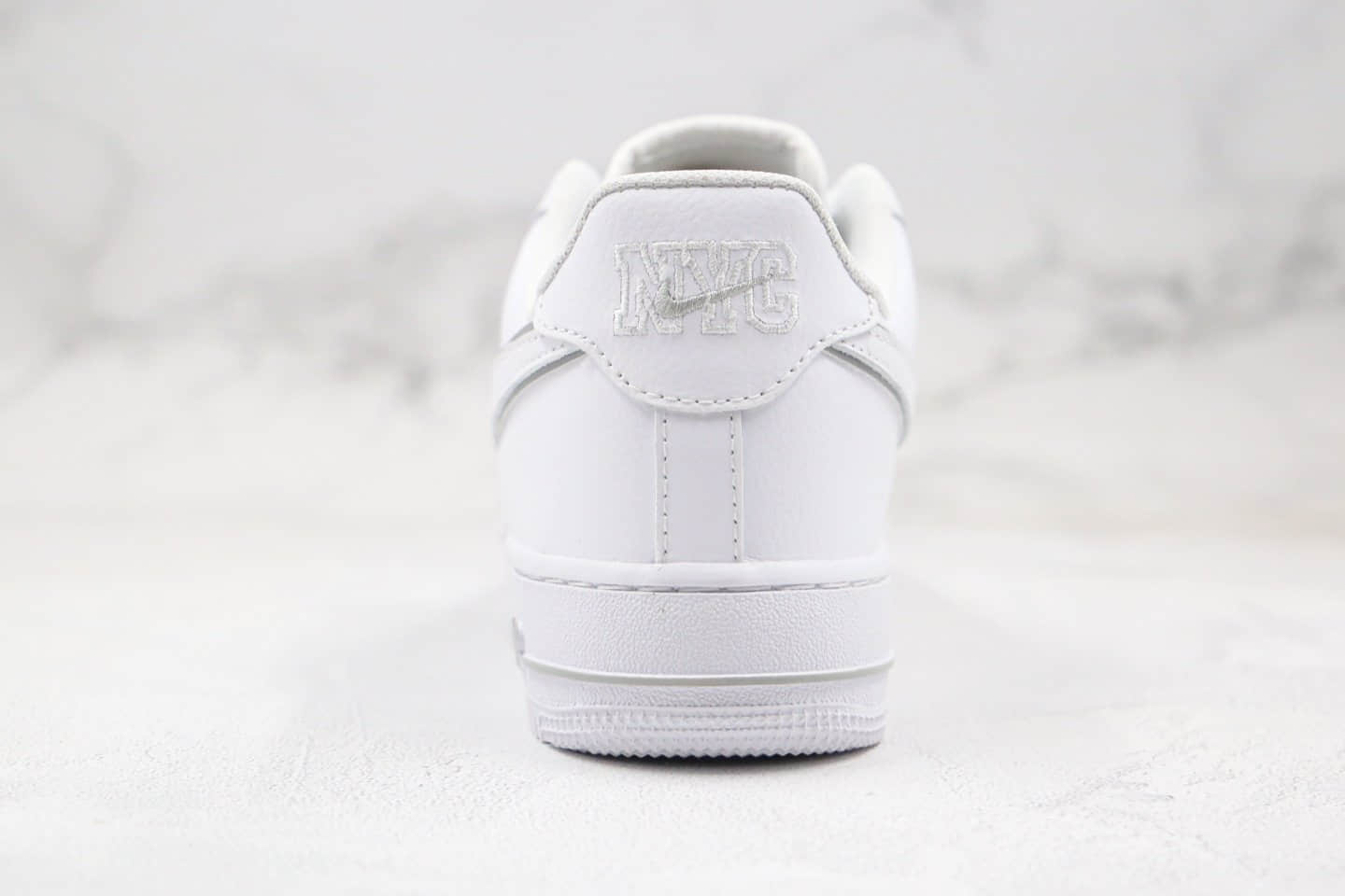 耐克Nike Air Force 1 Low x Kith联名款纯原版本低帮3M满天星白灰色板鞋内置全掌气垫 货号：CR7792-022