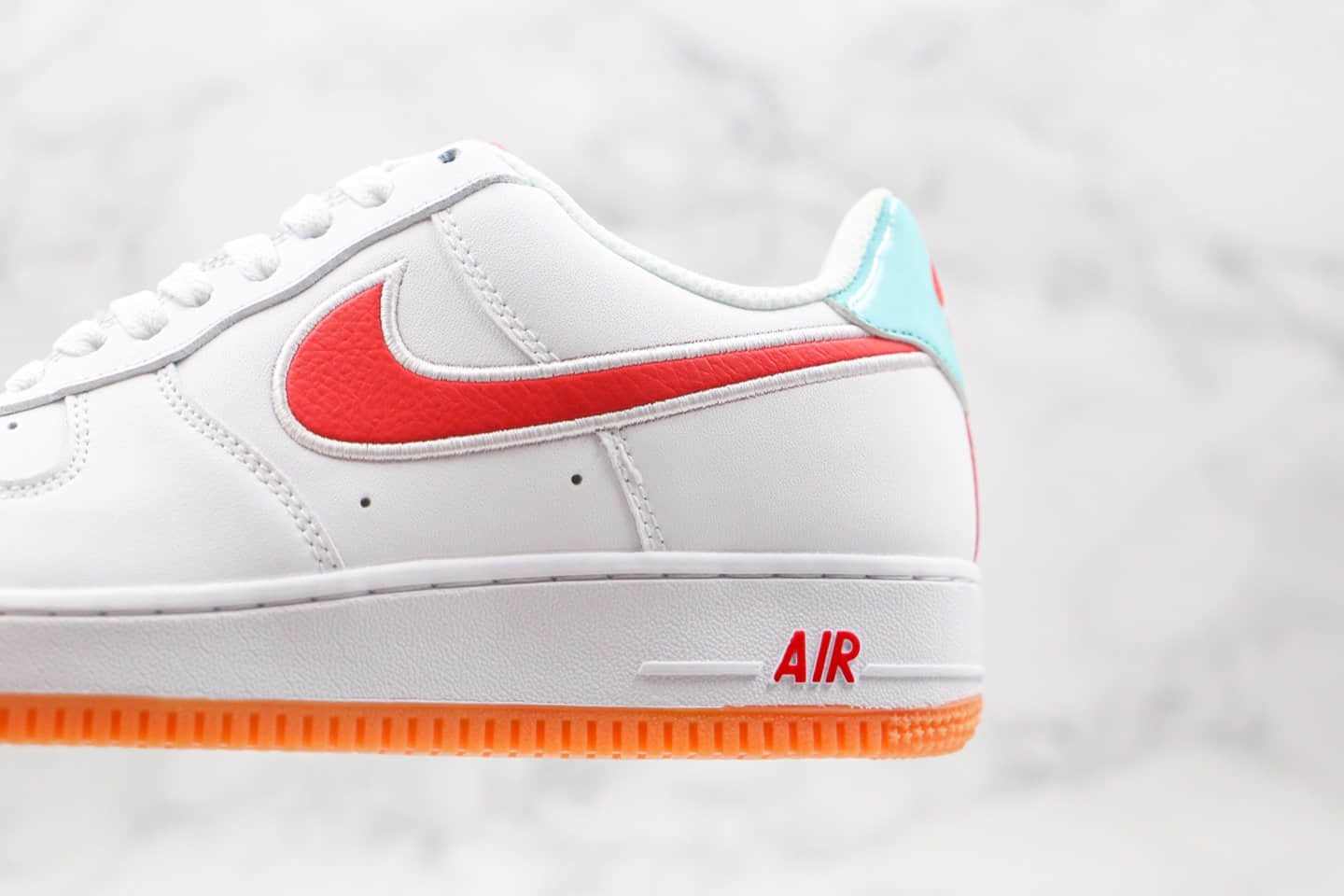 耐克Nike Air Force 1 Low公司级版本空军一号低帮白红蓝色内置气垫 货号：CD6915-105