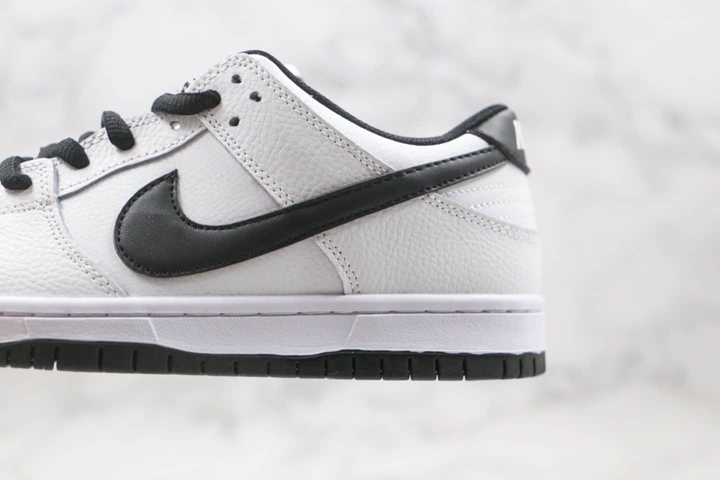 耐克Nike Dunk Low Pro SB IW“Panda”公司级版本低帮Dunk熊猫限定白黑色内置缓震Zoom气垫 货号：819674-101