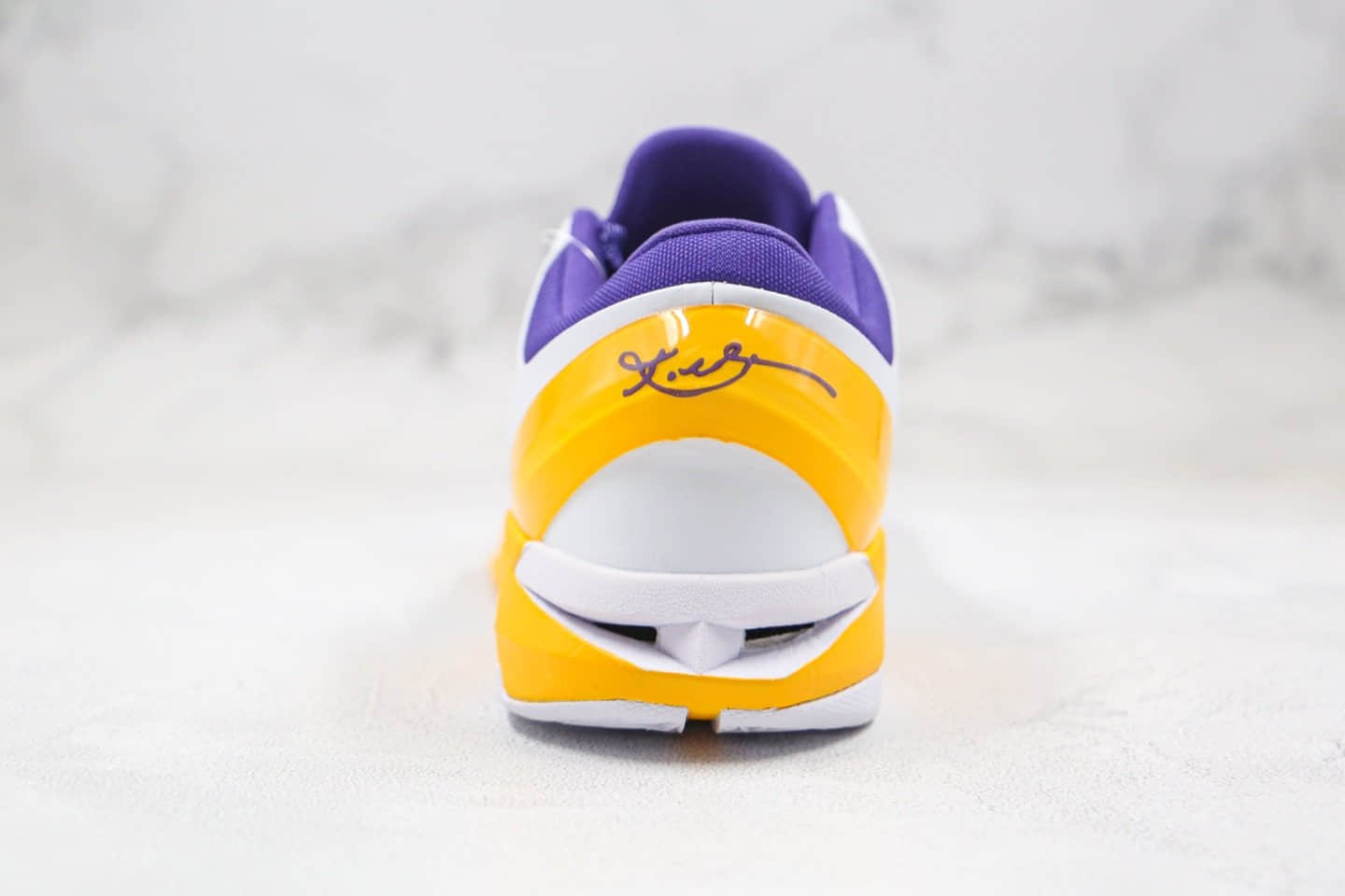 耐克Nike Zoom Kobe VII纯原版本科比7代黄紫色实战篮球鞋内置真实纤维碳板 货号：488371-101