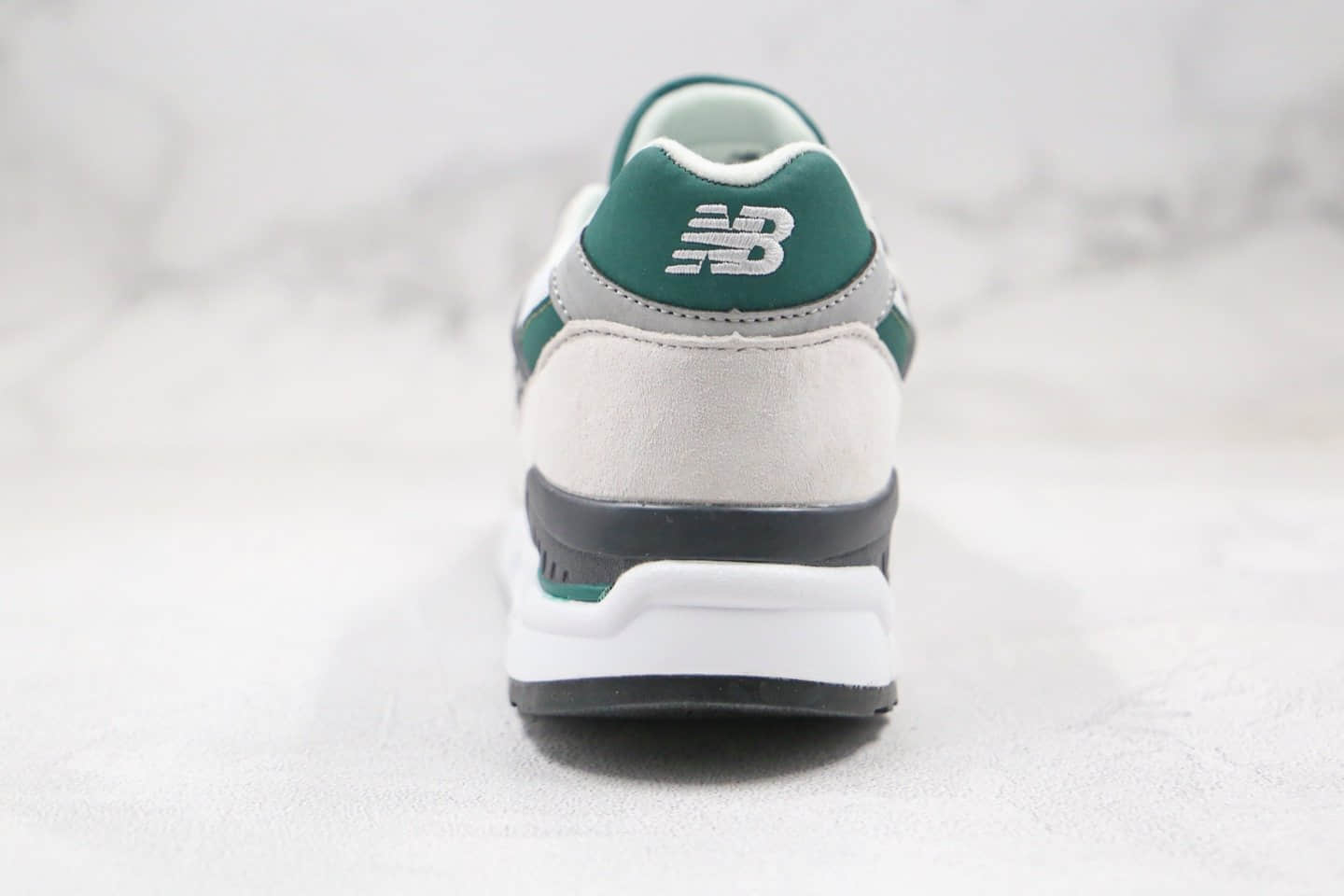 新百伦New Balance 998纯原版本复古慢跑鞋NB998白绿色原盒原标原档案数据开发 货号：M998XAD