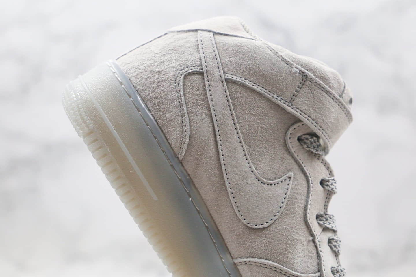 耐克Nike Air Force1 Mid x Reigning Champ纯原版本中帮空军一号卫冕冠军灰麂皮配色板鞋正确鞋面卡色 货号：GB1119-198