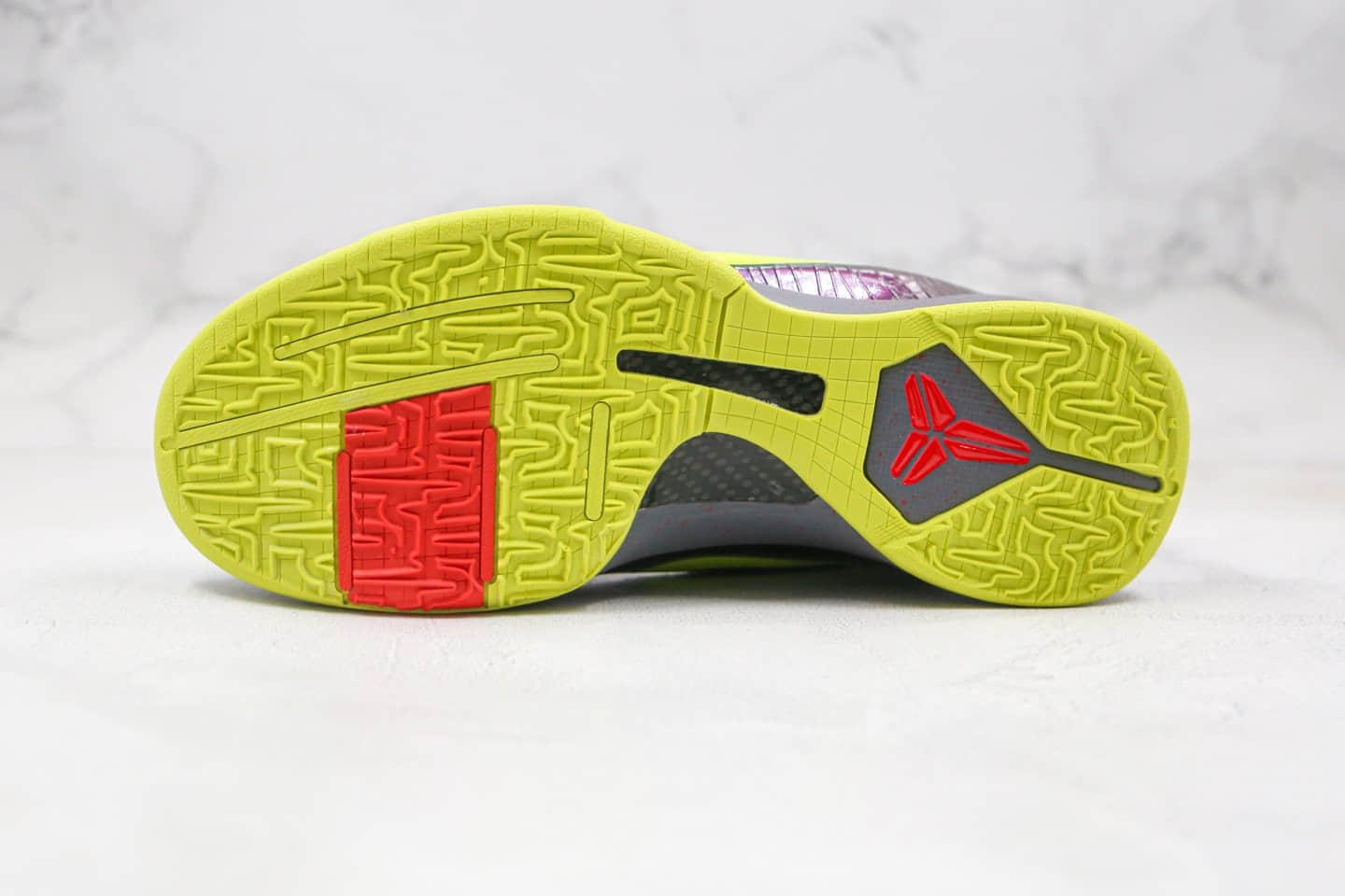 耐克Nike Zoom Kobe V Protro Aces KBV纯原版本科比5代暗黑小丑炫彩紫色篮球鞋内置真实碳板支持实战 货号：CD4991-001