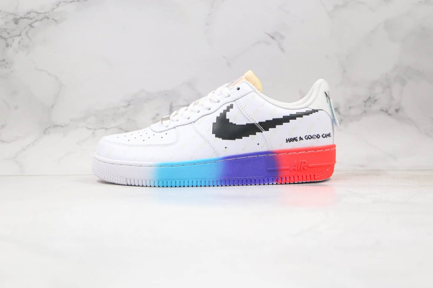 耐克Nike Air force 1纯原版本低帮空军一号电玩系列板鞋英雄联名皮肤白彩虹色原档案数据开发 货号：318155-113