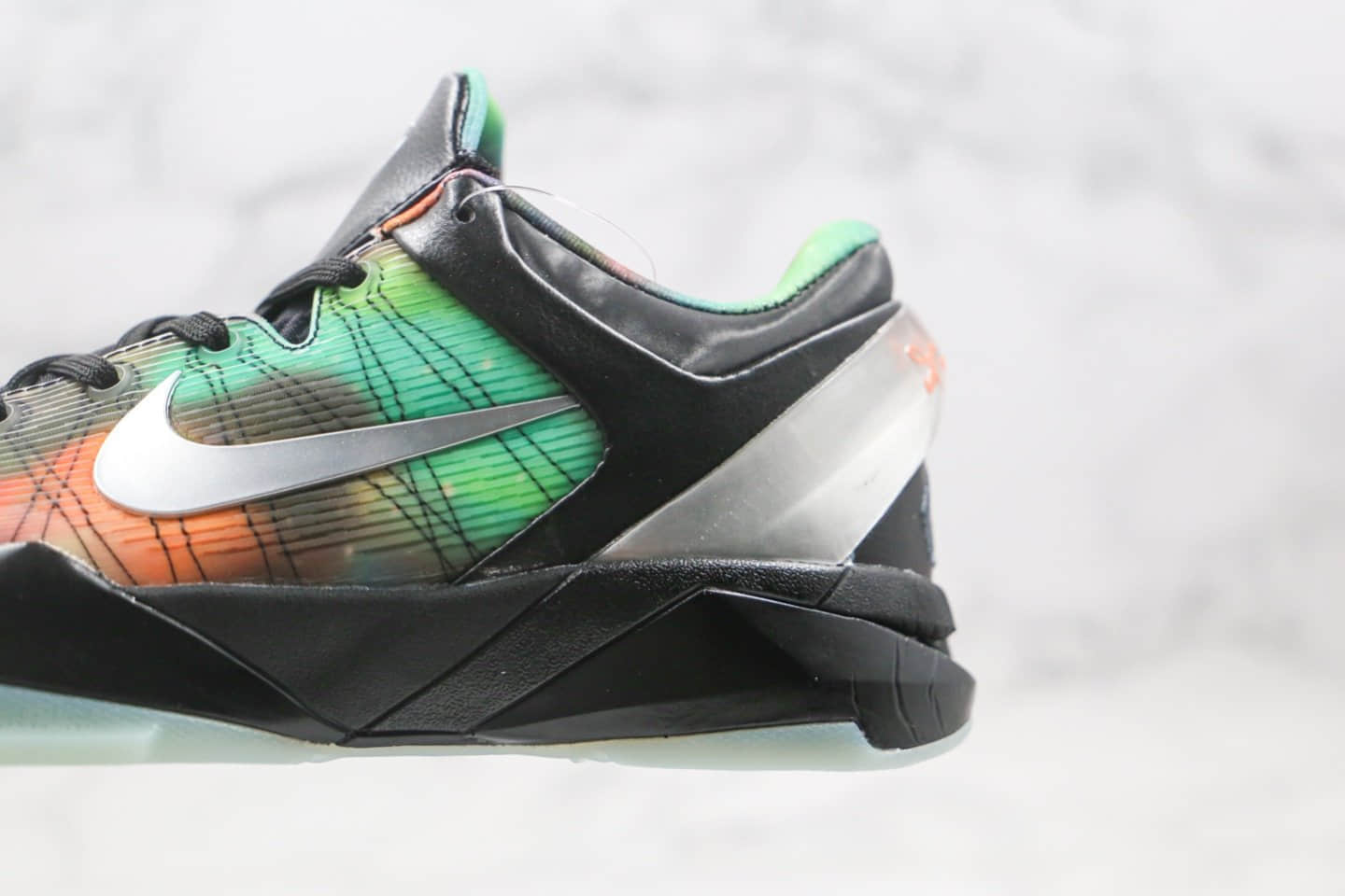 耐克Nike Zoom Kobe VII纯原版本科比7代黑绿橙色渐变篮球鞋内置碳板支持实战 货号：520810-001