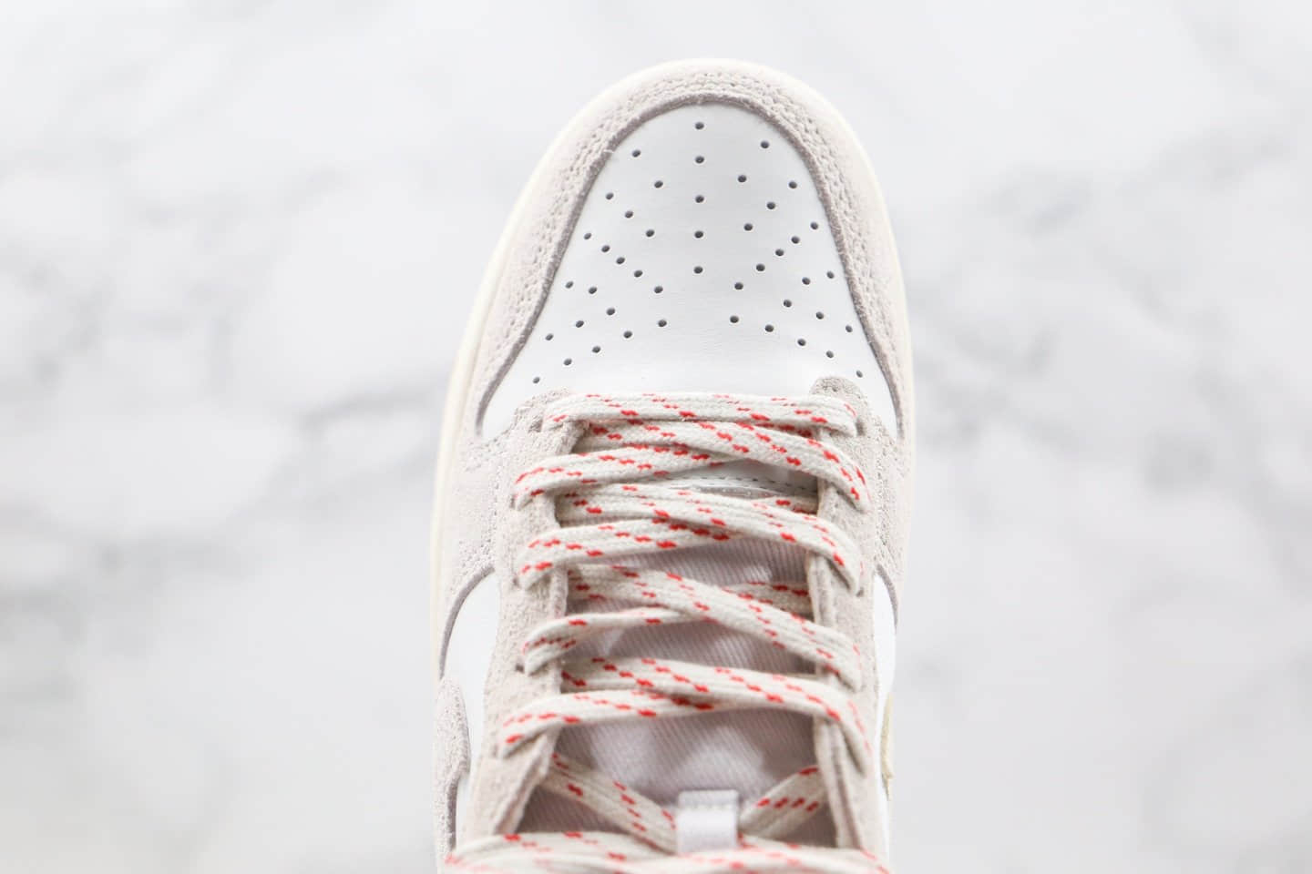 耐克Nike SB Dunk Hight Strawberry Cough纯原版本高帮SB dunk咳嗽草莓奶油白色板鞋内置Zoom气垫 货号：CW3092-100