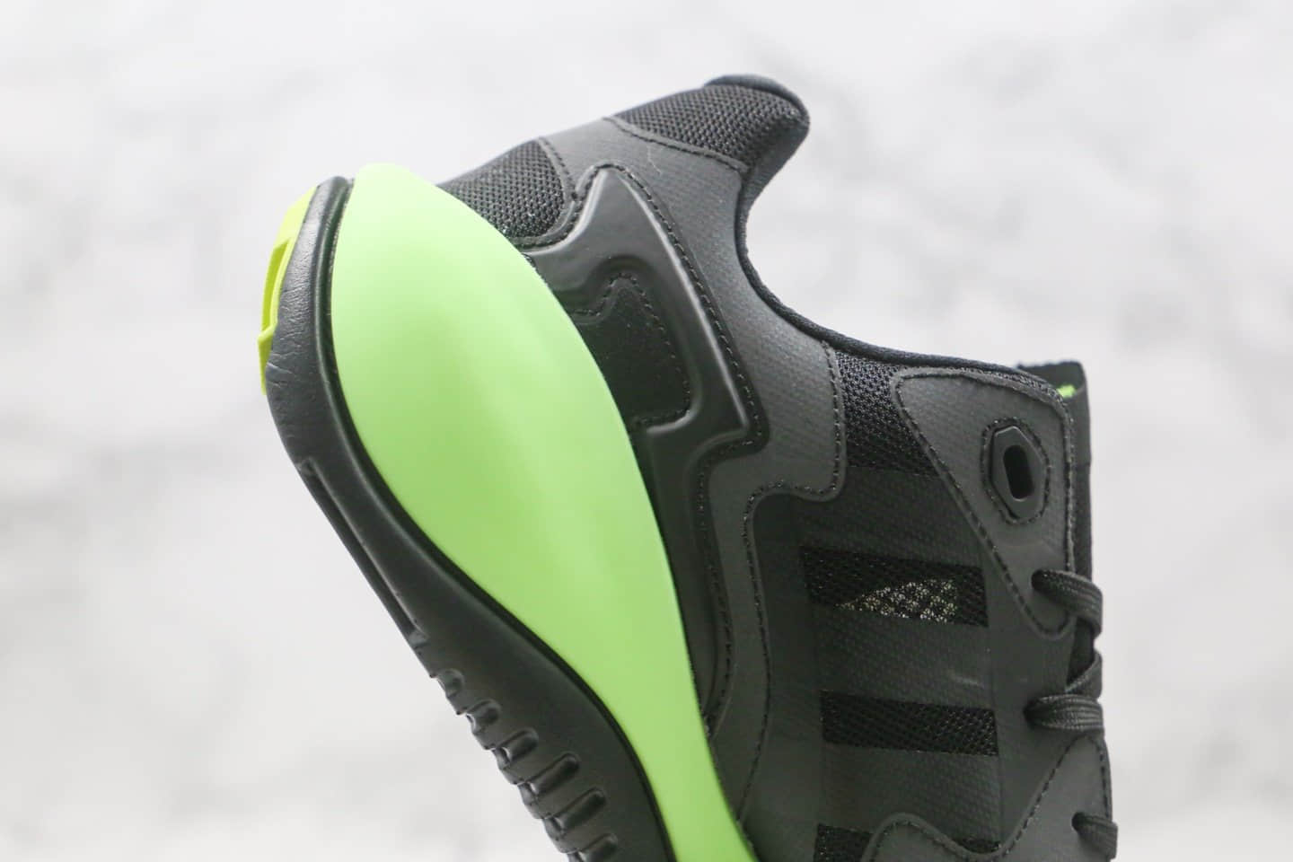 阿迪达斯adidas Originals ZX ALKYNE纯原版本王嘉尔同款未来球鞋炔化学元素系列黑绿色爆米花跑鞋原鞋开模一比一打造 货号：FY3023
