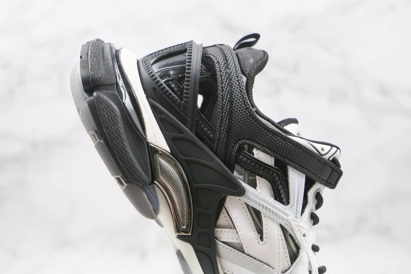 巴黎世家Balenciaga Track 4.0纯原版本复古老爹鞋四代黑白色原盒配件齐全原鞋开模一比一打造