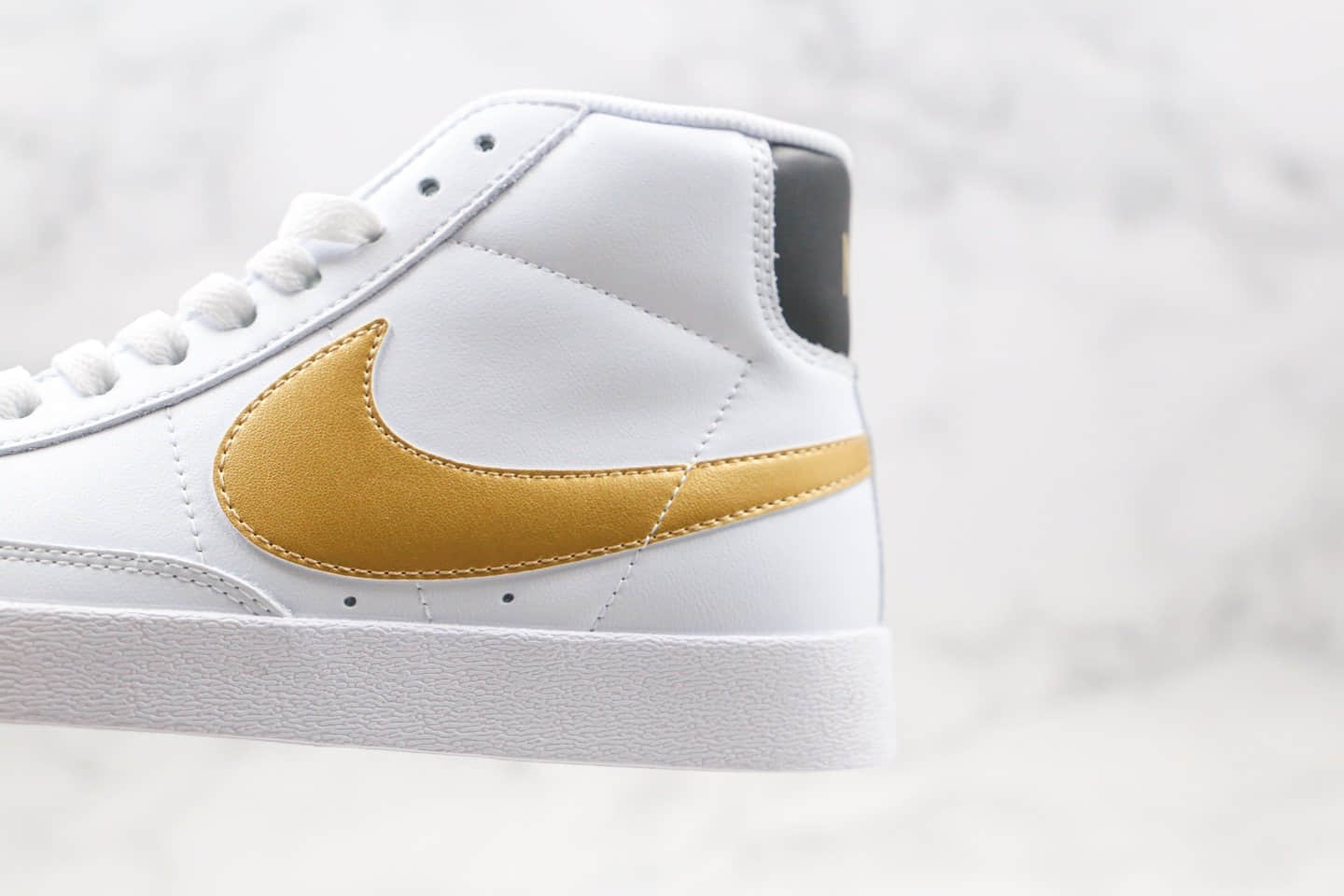 耐克Nike Blazer Mid Retro纯原版本中帮开拓者白黑金色板鞋原档案数据开发 货号：AV9375-107