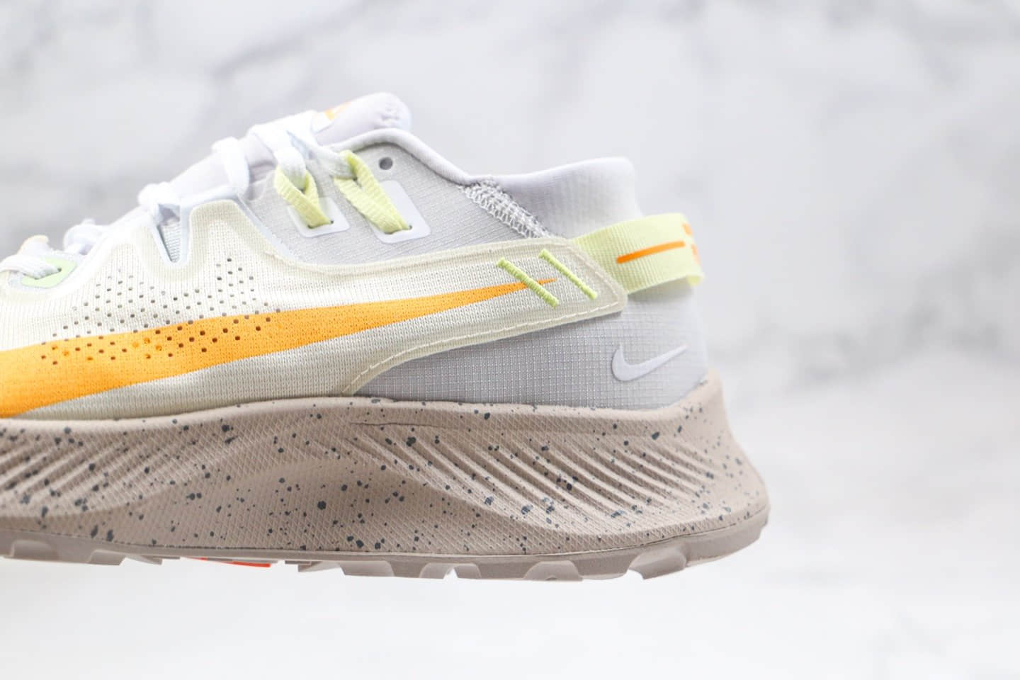 耐克Nike Zoom Pegasus Trall 2纯原版本登月系列飞马二代越野跑鞋米白黄色原盒原标 货号：CK4309-001