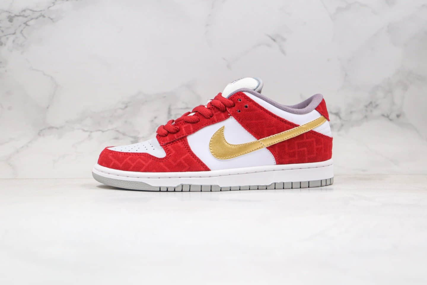 耐克Nike Dunk SB Low Shanghai纯原版本低帮SB板鞋上海限定头层牛皮 货号：304292-112