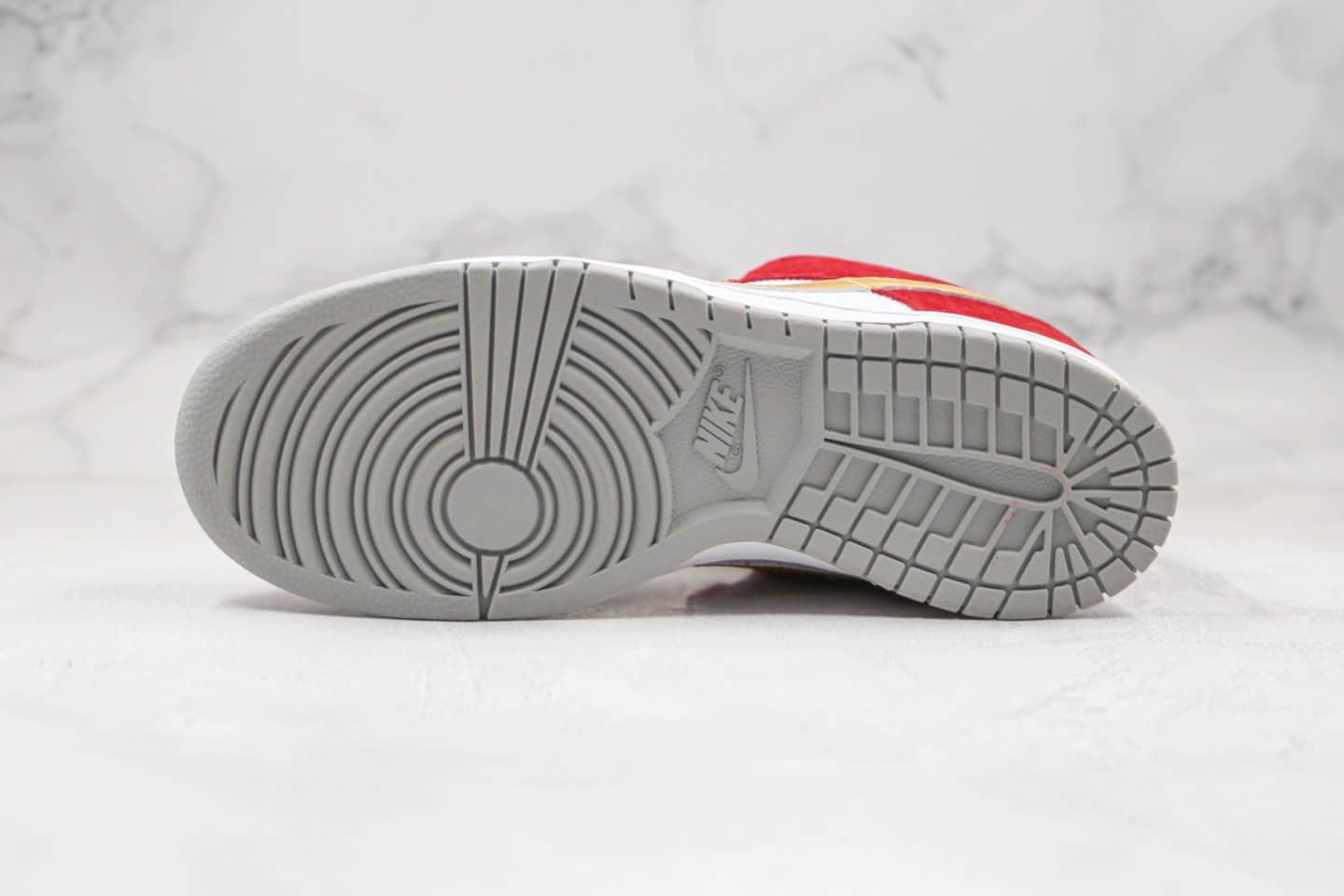 耐克Nike Dunk SB Low Shanghai纯原版本低帮SB板鞋上海限定头层牛皮 货号：304292-112