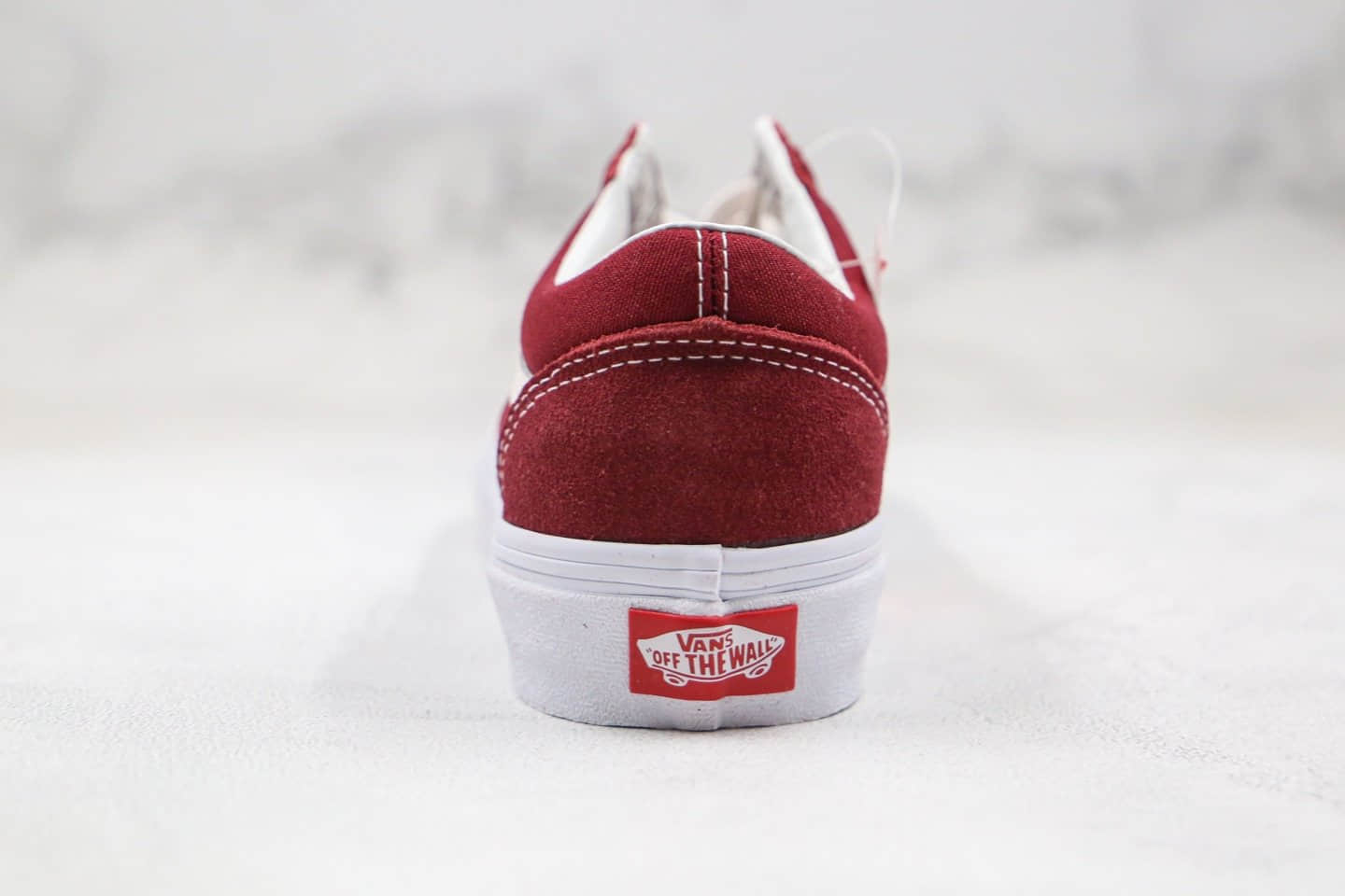 万斯Vans Suede Old Skool公司级版本低帮板鞋酒红色高清洁度 货号：VN0A4U3B6DZ