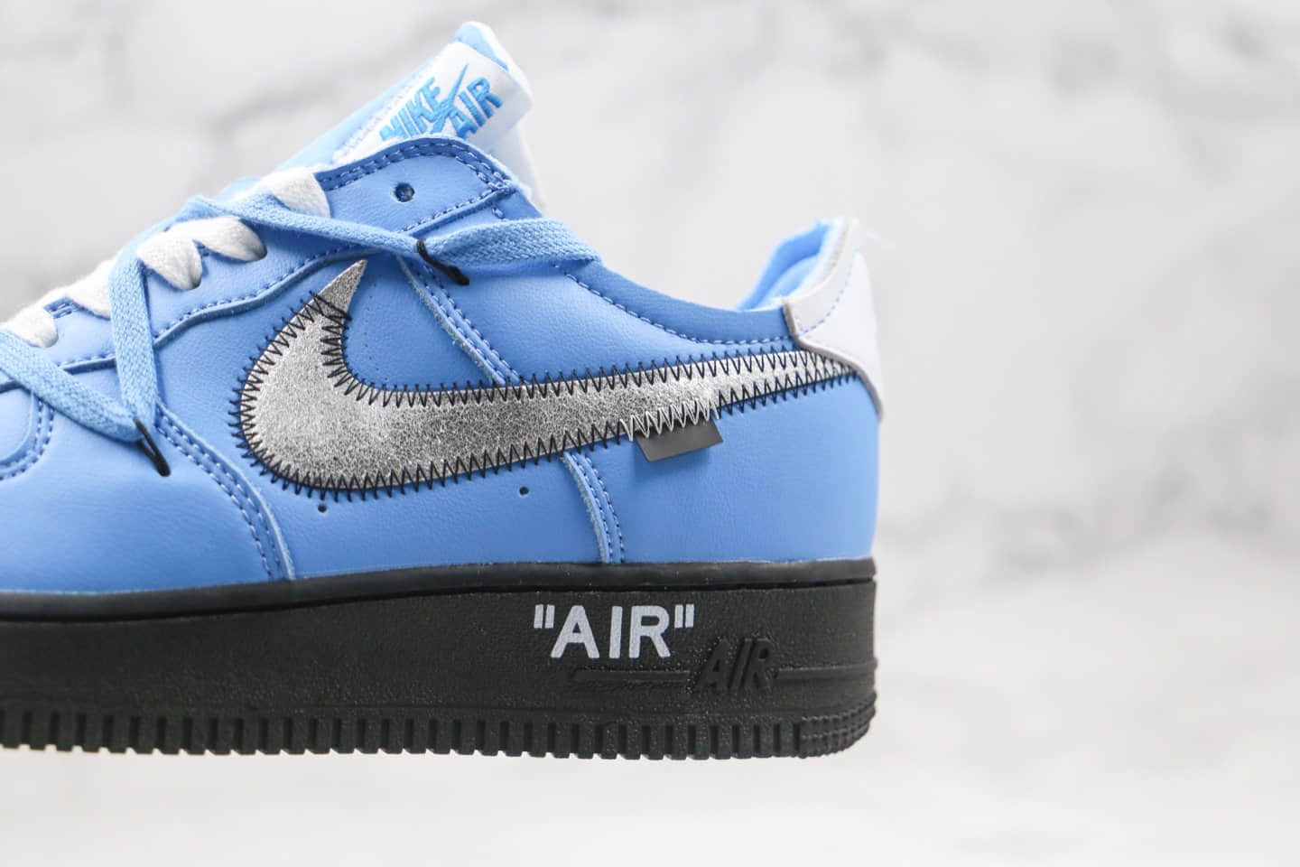 耐克Off-White x Nike Air Force 1 Low“MCA Blue”纯原版本空军一号艺术馆OW联名解构低帮板鞋蓝黑银色内置气垫 货号：CK0866-401