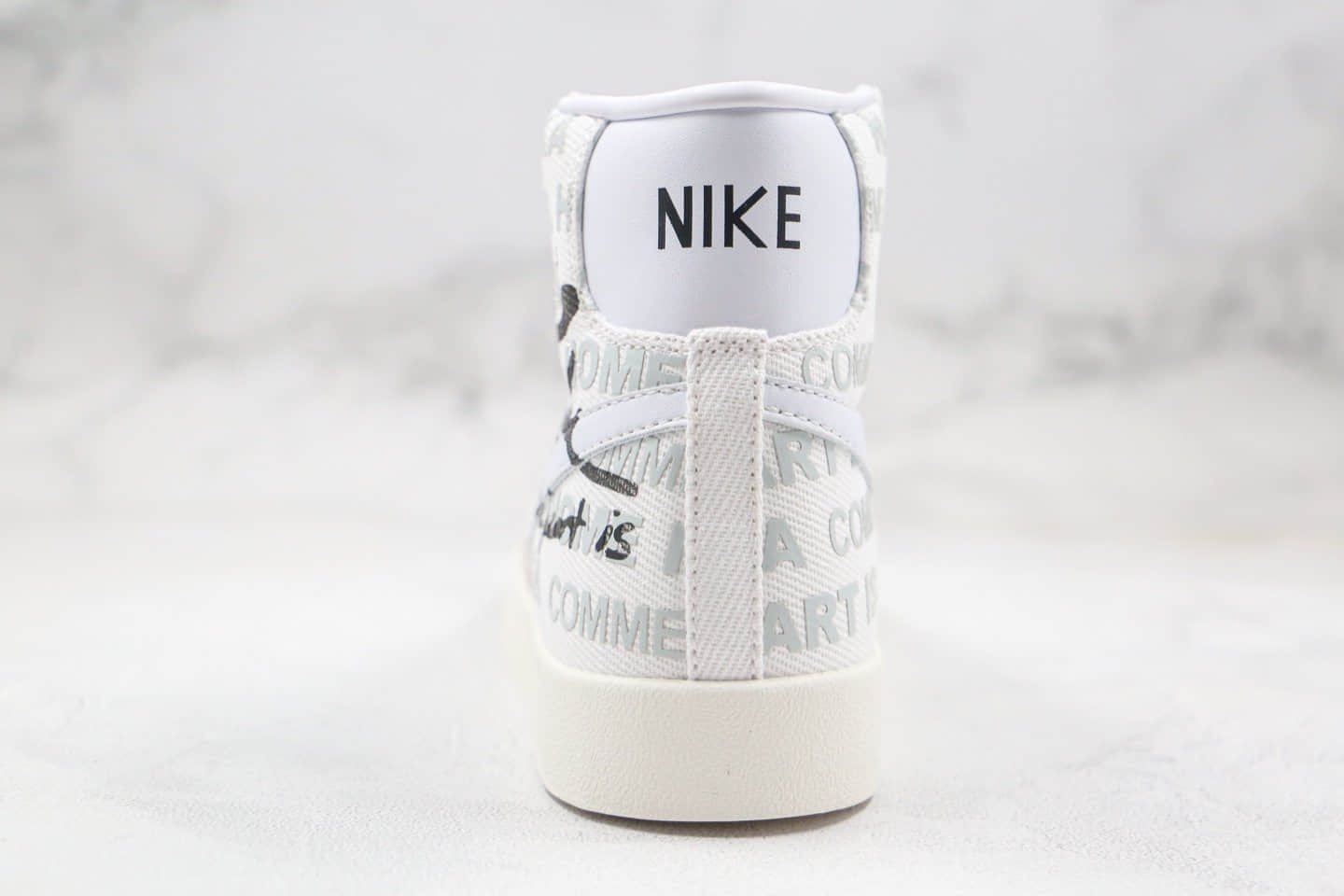 耐克Nike Blazer x Naomi Osaka x CDG川久保玲三方联名款纯原版本中帮开拓者白色签名涂鸦板鞋原档案数据开发 货号：DA5383-100