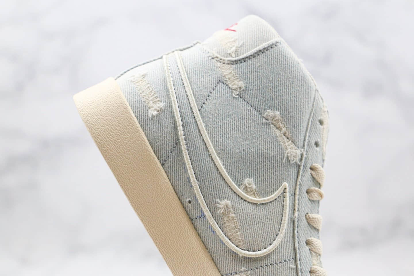 耐克NIKE W BLAZER MID QS HH x LEVI'S纯原版本李维斯联名款中帮开拓者水洗丹宁做旧板鞋原鞋开模一比一打造 货号：AV9375-007