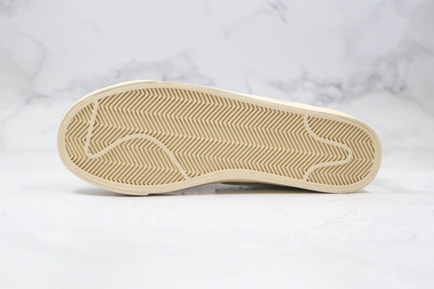 耐克NIKE W BLAZER MID QS HH x LEVI'S纯原版本李维斯联名款中帮开拓者水洗丹宁做旧板鞋原鞋开模一比一打造 货号：AV9375-007