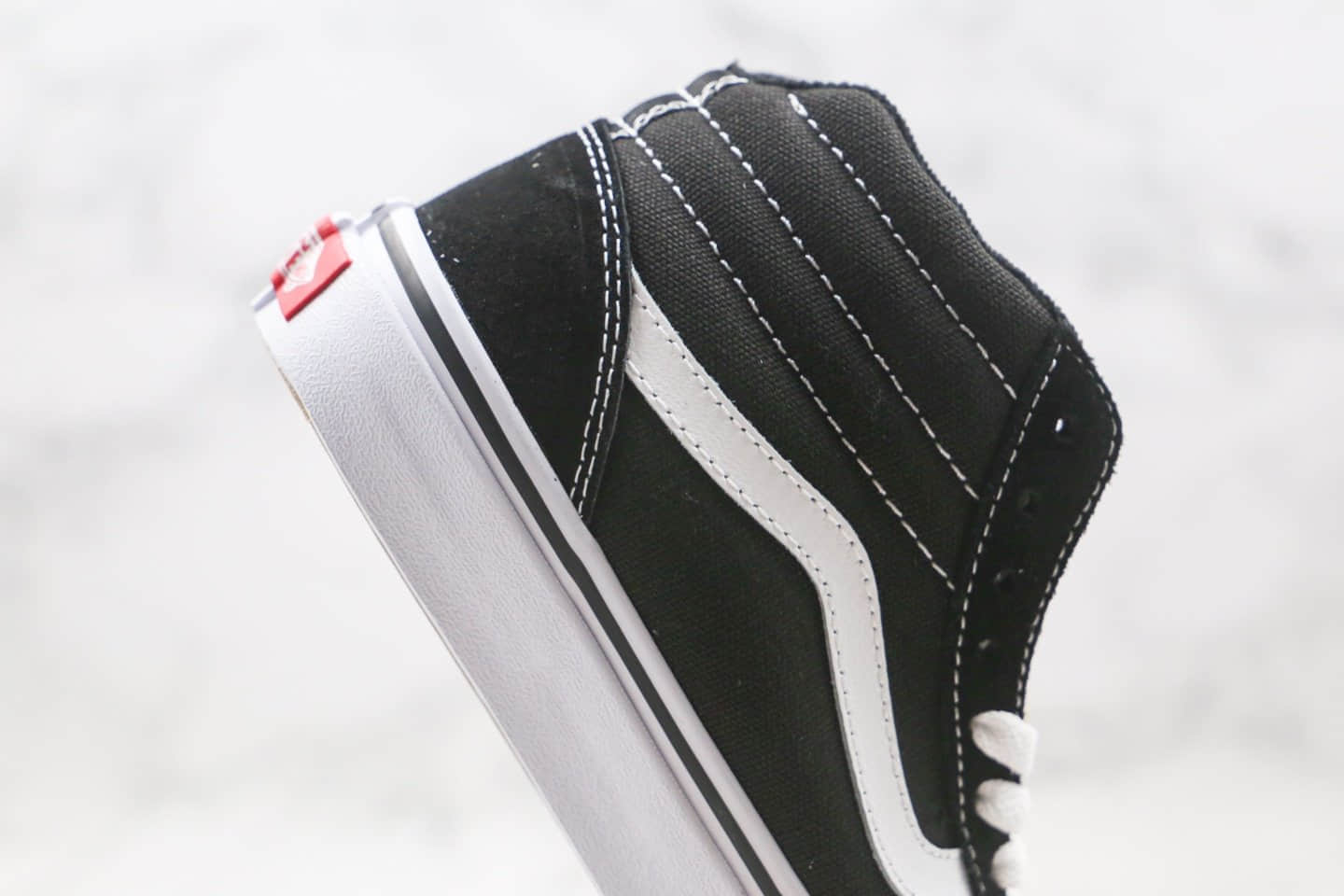 万斯Vans Ward 085 hi公司级版本高帮经典款黑白色帆布板鞋原楦头纸板打造 货号：VN0A36ENC4R1