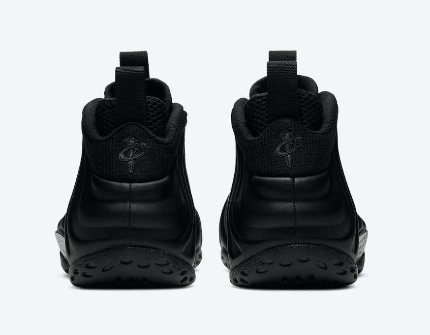 经典黑魂气息！Air Foamposite One“纯黑喷”时隔13年终于回归！ 货号：314996-001