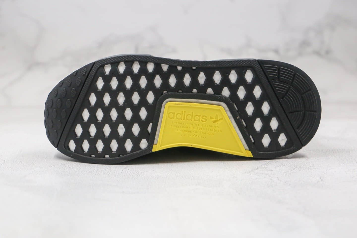 阿迪达斯adidas NMD R1公司级版本爆米花针织网面跑鞋黑灰色原楦开发 货号：B8303