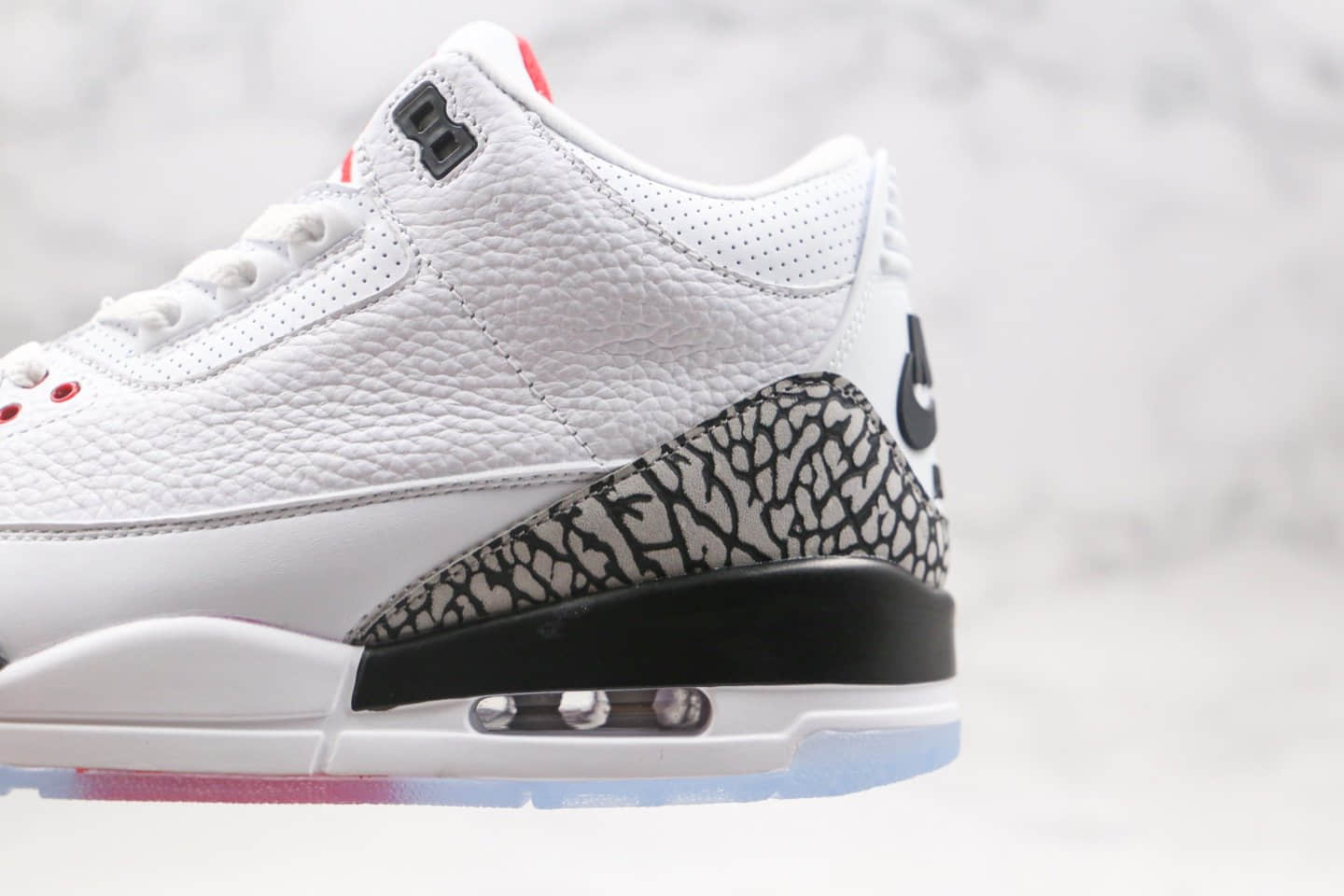 乔丹Air Jordan 3 Retro“White Cement”纯原版本AJ3白水泥爆裂纹原厂原装皮料 货号：923096-101