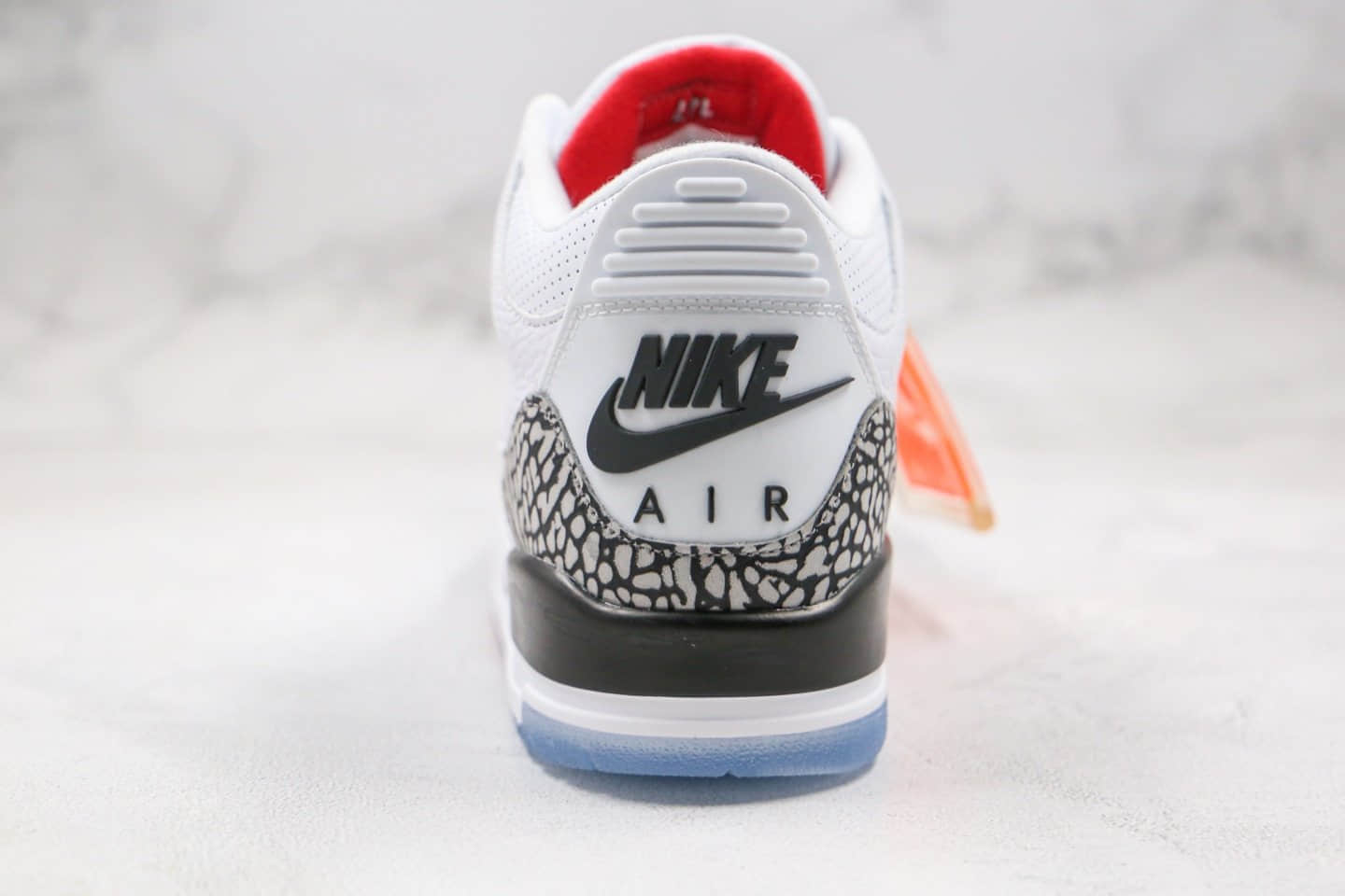 乔丹Air Jordan 3 Retro“White Cement”纯原版本AJ3白水泥爆裂纹原厂原装皮料 货号：923096-101