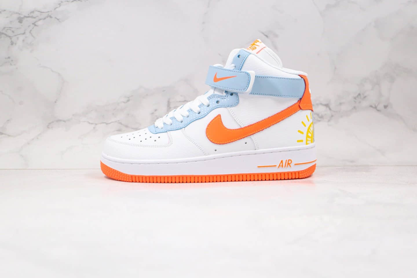 耐克Nike Air Force 1 High “Be Kind”纯原版本空军一号高帮太阳白橙蓝色内置全掌air sole气垫 货号：DC2198-100