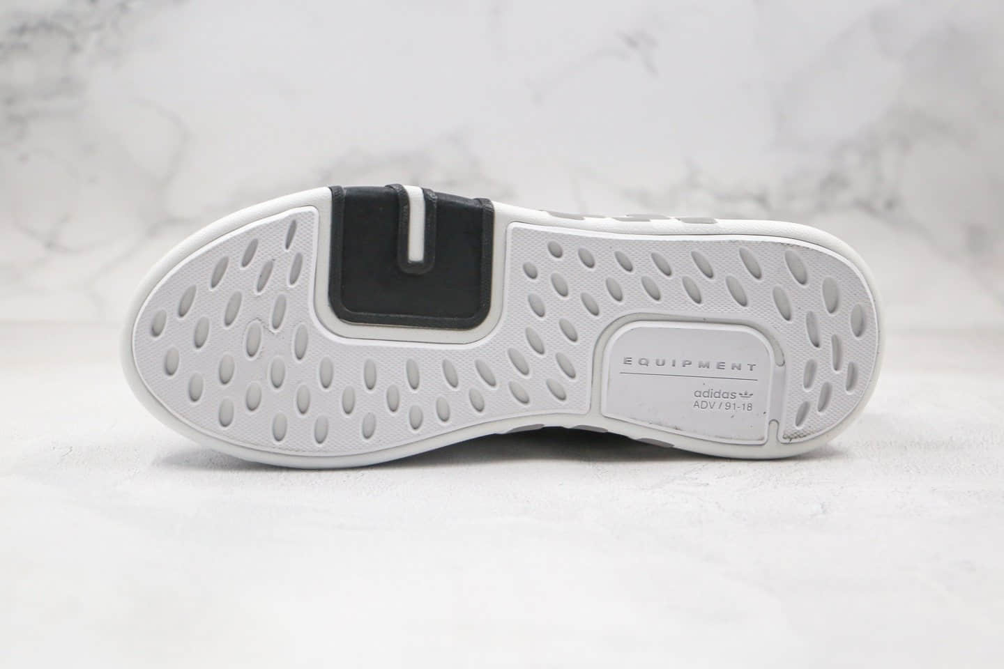 阿迪达斯Adidas EQT BASK ADV纯原版本三叶草支撑者系列皮面EQT黑白色复古慢跑鞋原鞋开模一比一打造 货号：FW4253