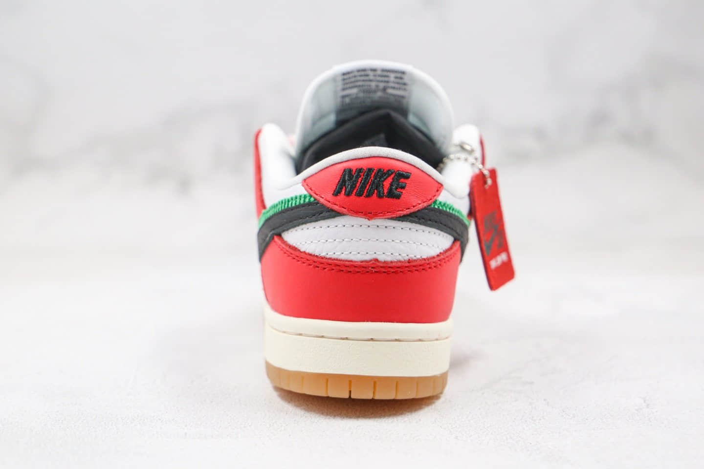 耐克Nike SB Dunk Low Habibi x Frame Skate联名款纯原版本低帮SB DUNK板鞋双钩白红色板鞋内置Zoom气垫原盒原标 货号：CT2550-600