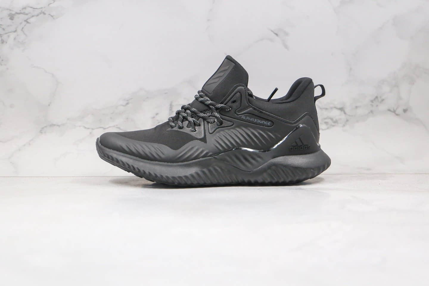 阿迪达斯adidas AlphaBounce Beyond纯原版本阿尔法八代跑鞋黑武士市售最高版本 货号：B76046