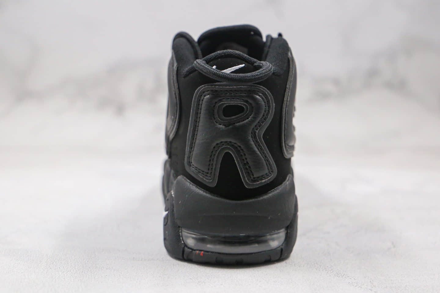 耐克Supreme x Nike Air More Uptempo纯原版本联名大Air皮蓬篮球鞋黑色原盒原标 货号：902290-001