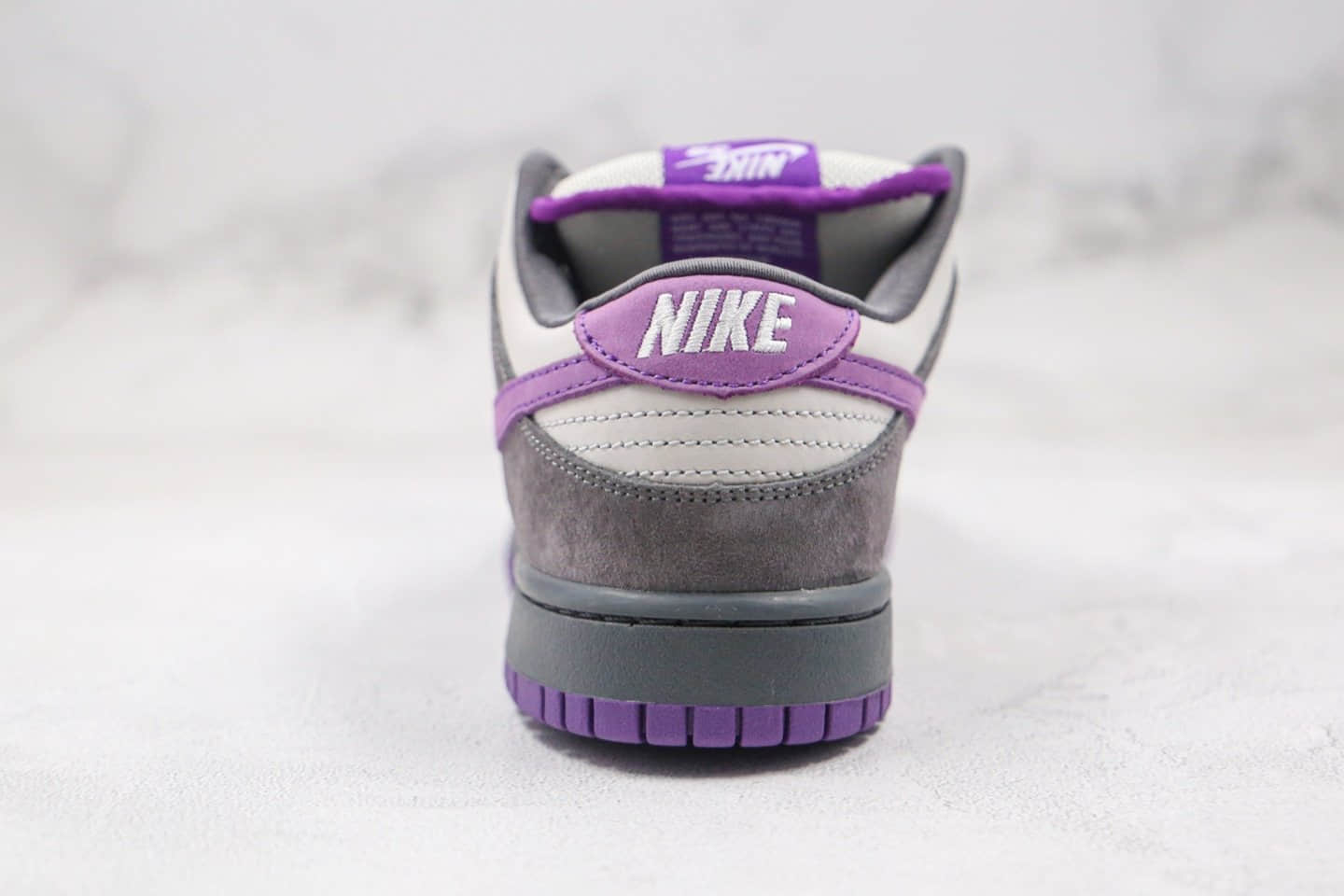 耐克Nike Dunk Low Pro SB Purple Pigeon纯原版本低帮SB DUNK紫鸽子板鞋内置Zoom气垫 货号：304292-051