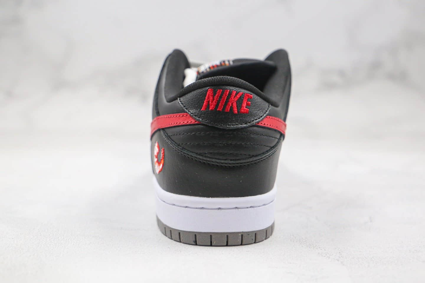 耐克Nike Dunk SB Low Shrimp纯原版本低帮SB DUNK烤虾黑红色板鞋内置Zoom气垫 货号：313170-060