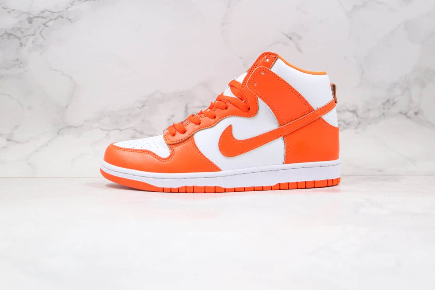 耐克Nike SB Dunk High Syracuse纯原版本高帮SB DUNK白橘色板鞋内置Zoom气垫原盒原标 货号：850477-101