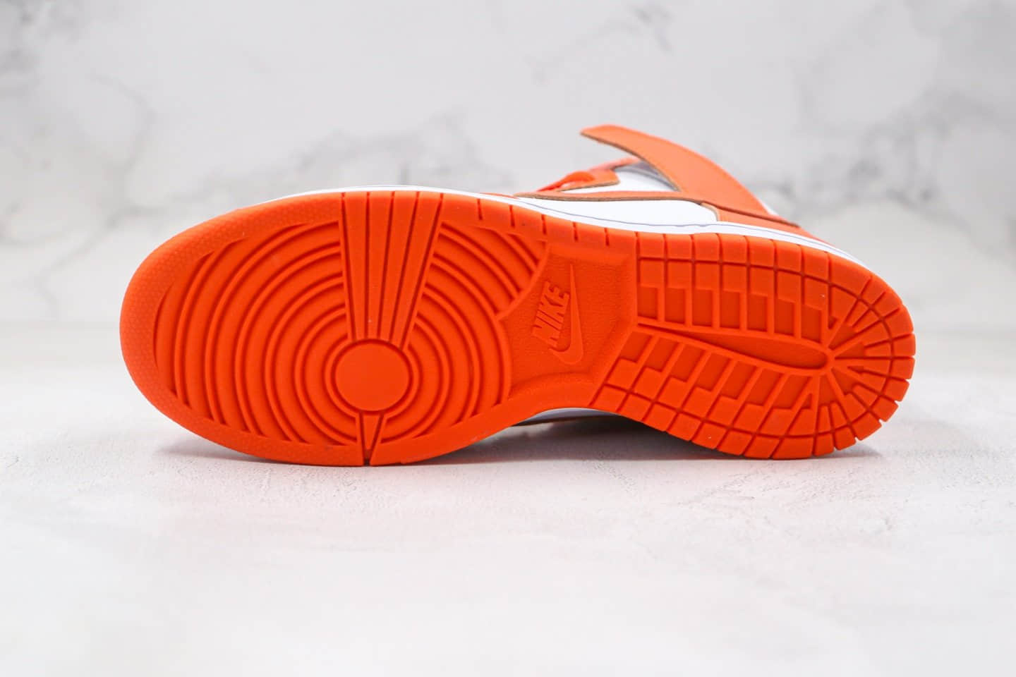 耐克Nike SB Dunk High Syracuse纯原版本高帮SB DUNK白橘色板鞋内置Zoom气垫原盒原标 货号：850477-101
