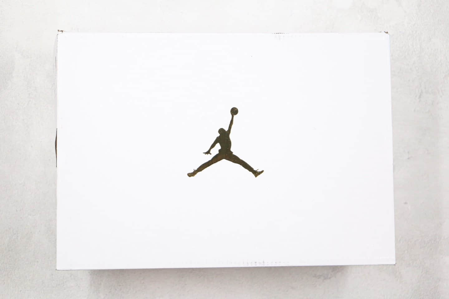 乔丹Air Jordan 1 Mid SE V G-Dragon纯原版本中帮AJ1权志龙同款白红色篮球鞋正确鞋楦开模 货号：BQ6472-106