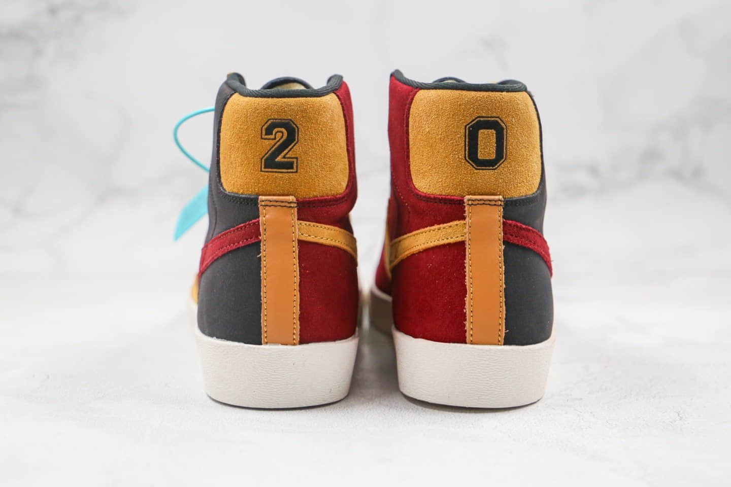 耐克Nike Blazer Mid纯原版本中帮开拓者板鞋马歇尔高中芝加哥联名阴阳黑黄红色原鞋开模 货号：CU6442-001