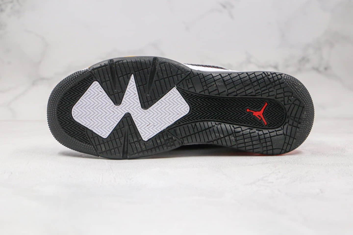 乔丹Jordan Mars 270纯原版本AJ合体气垫篮球鞋白黑红色正确楦型版本 货号：DB5919-181