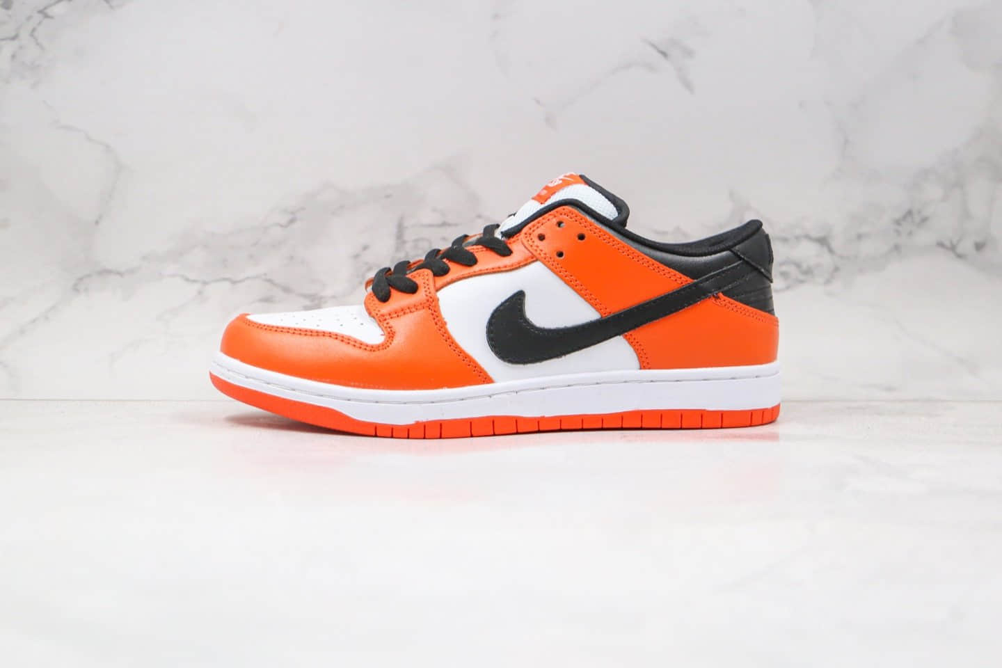 耐克Nike SB Dunk Low Pro公司级版本低帮SB板鞋白扣碎原厂档案 货号：304292-303