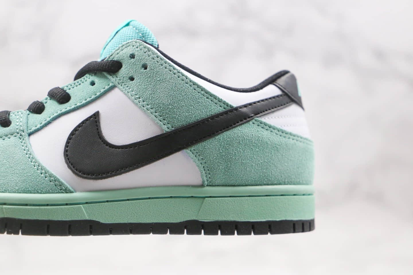 耐克Nike Dunk Low Pro“Sea Crystal”公司级版本低帮SB板鞋冰晶冰绿薄荷内置气垫 货号：819674-301