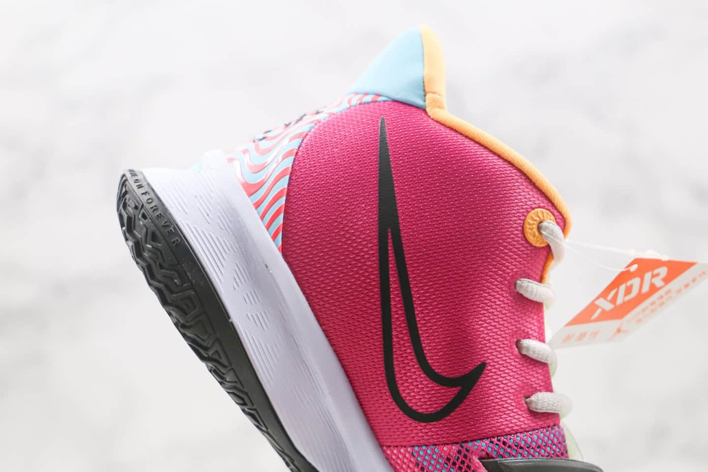 耐克Nike Kyrie 7 Pre Heat Ep公司级版本欧文7代篮球鞋粉紫色内置气垫 货号：DC0588-601