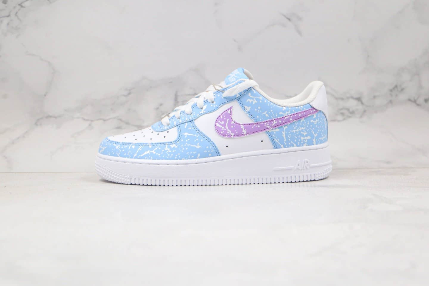 耐克Nike Air Force 1 07纯原版本低帮空军一号泼墨蓝紫色板鞋原盒原标原档案数据开发 货号：CZ6928-100