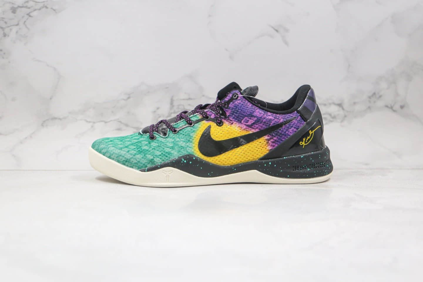 耐克Nike Kobe 8 System纯原版本科比8代复活节彩蛋蛇纹黑紫黄绿色篮球鞋内置气垫支持实战 货号：555286-302