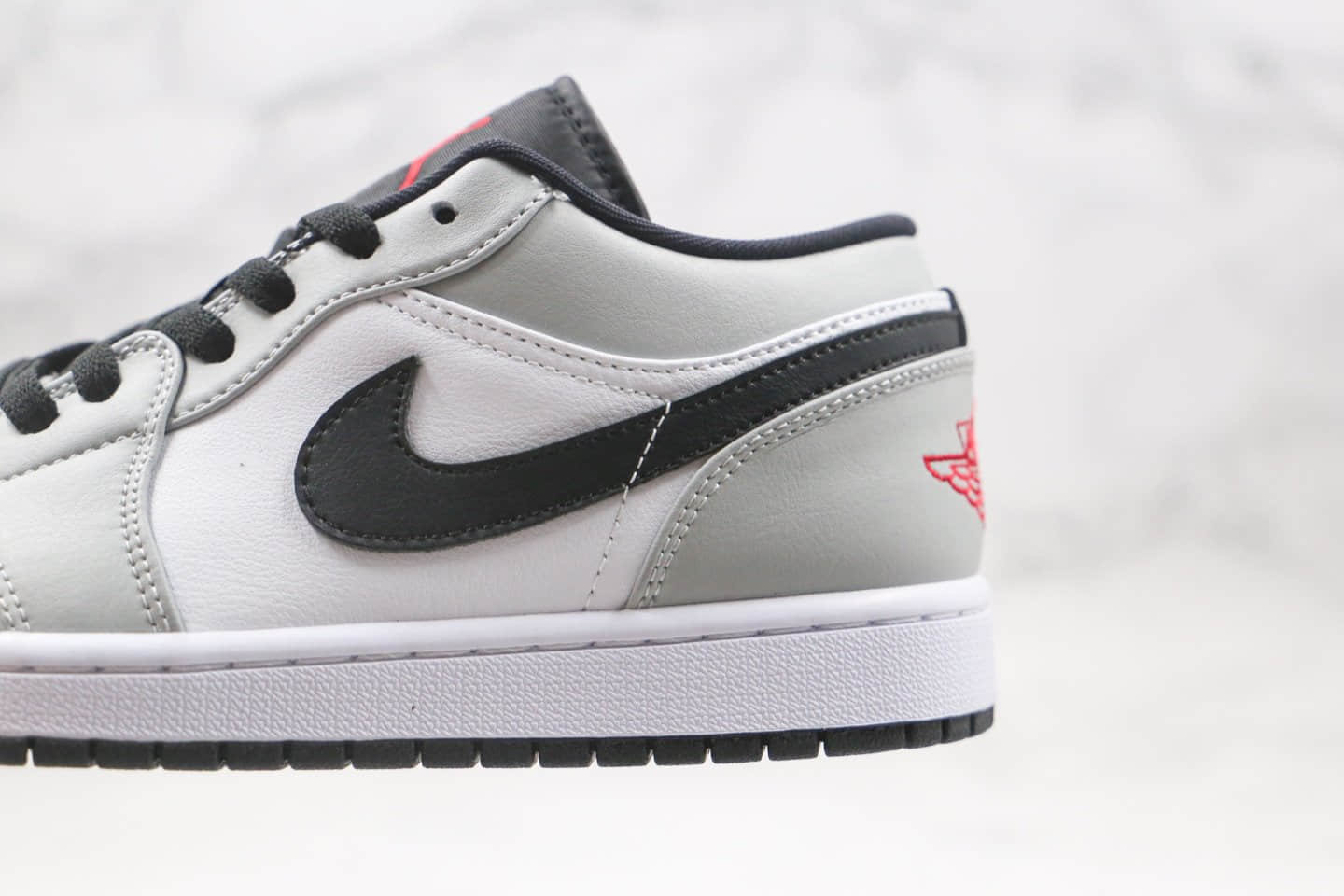 乔丹Air Jordan 1 Low Light Smoke Grey纯原版本低帮AJ1白灰黑色小迪奥配色原楦头纸板打造 货号：553560-030