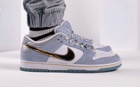 金钩+金粉外底！Sean Cliver x Nike SB Dunk Low上脚好看翻了！ 货号：DC9936-100