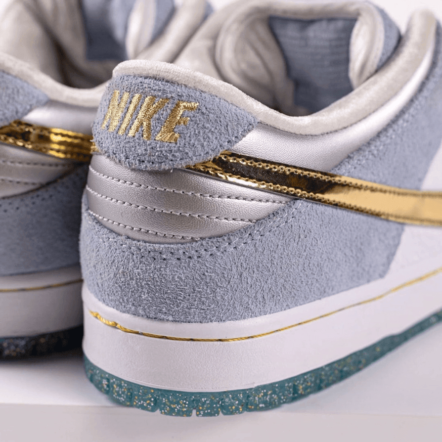 金钩+金粉外底！Sean Cliver x Nike SB Dunk Low上脚好看翻了！ 货号：DC9936-100