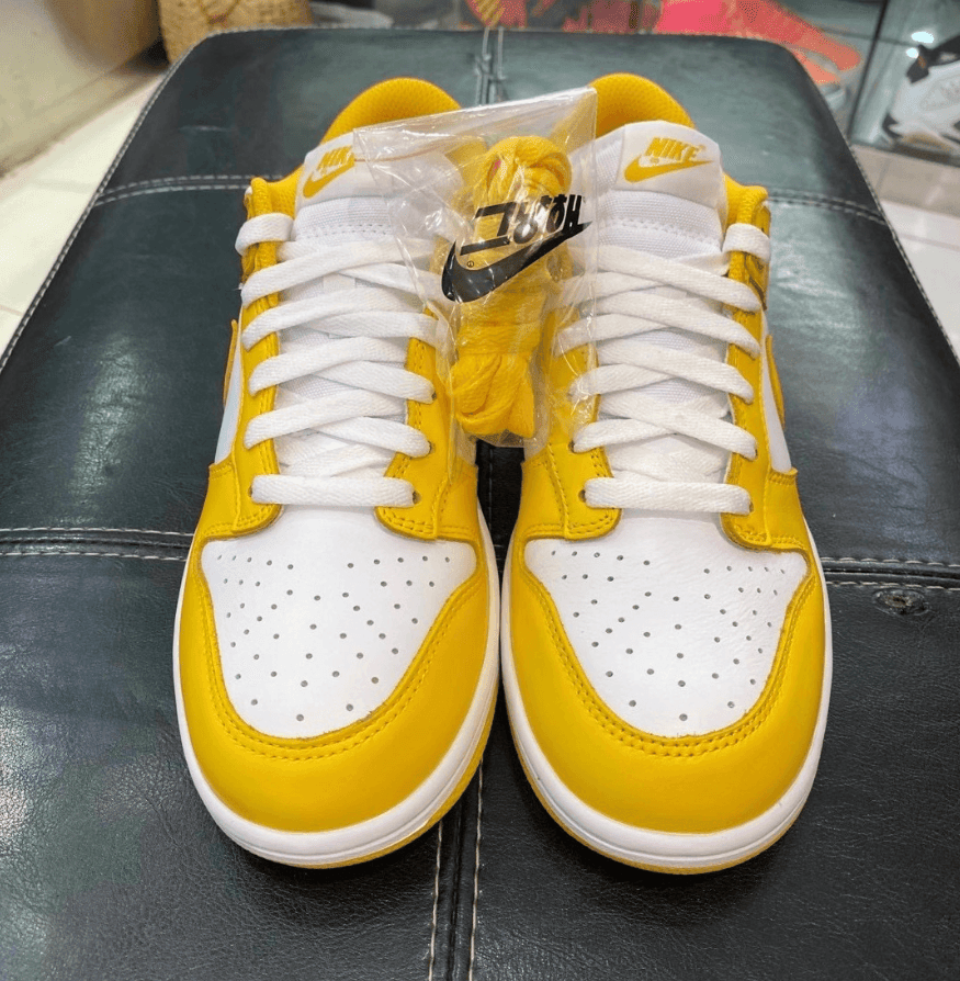 活力白黄装扮！Nike Dunk Low WMNS“ Laser Orange”实物细节图释出！ 货号：CU1726-901