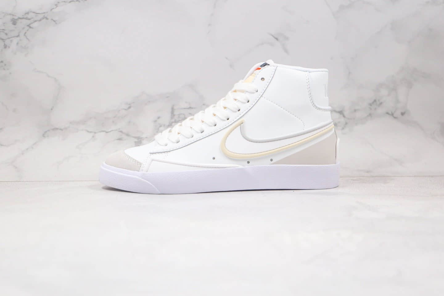 耐克Nike Blazer Mid 77 Infinite纯原版本中帮王一博同款滴塑开拓者灰白色板鞋原鞋开模一比一打造 货号：DA7233-101