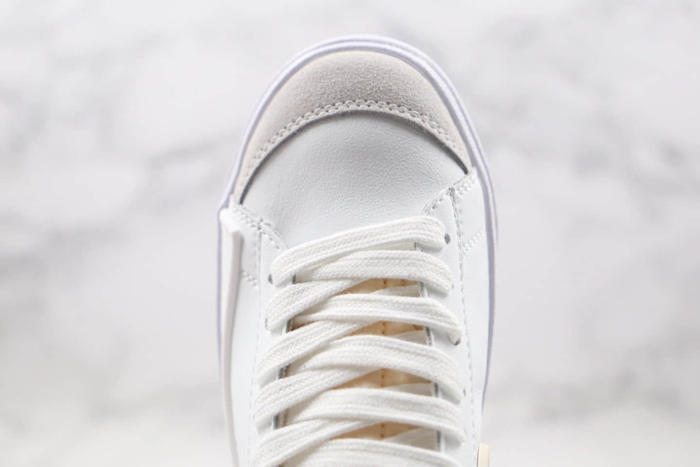 耐克Nike Blazer Mid 77 Infinite纯原版本中帮王一博同款滴塑开拓者灰白色板鞋原鞋开模一比一打造 货号：DA7233-101