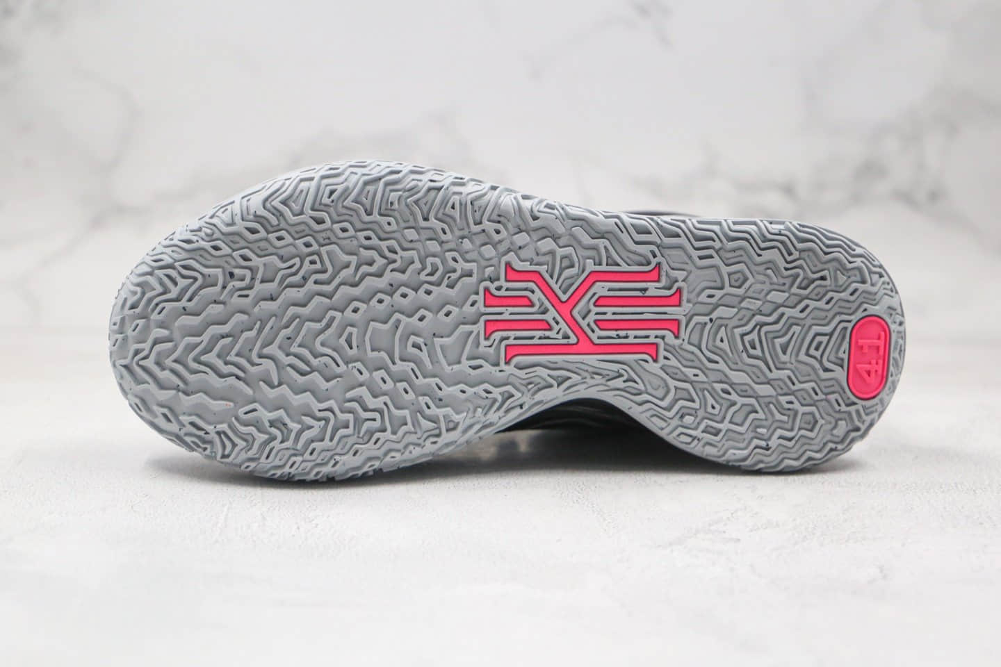 耐克Nike Kyrie 7 PRE HEAT EP LT TL3纯原版本欧文7代鲨鱼齿黑红色篮球鞋内置气垫支持实战 货号：CT4080-008